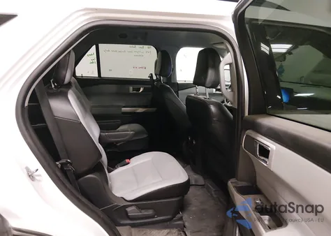 2021 Ford Explorer Xlt z USA, uszkodzony, nr VIN 1FMSK8DH8MGA50218